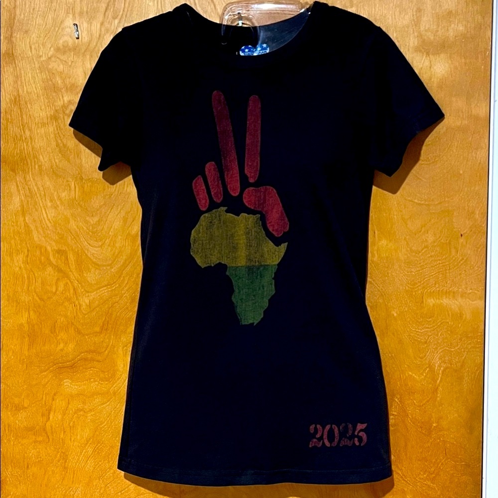 Women’s Junior Junk Food Clothing Black Peace Sign Tee Sz.M